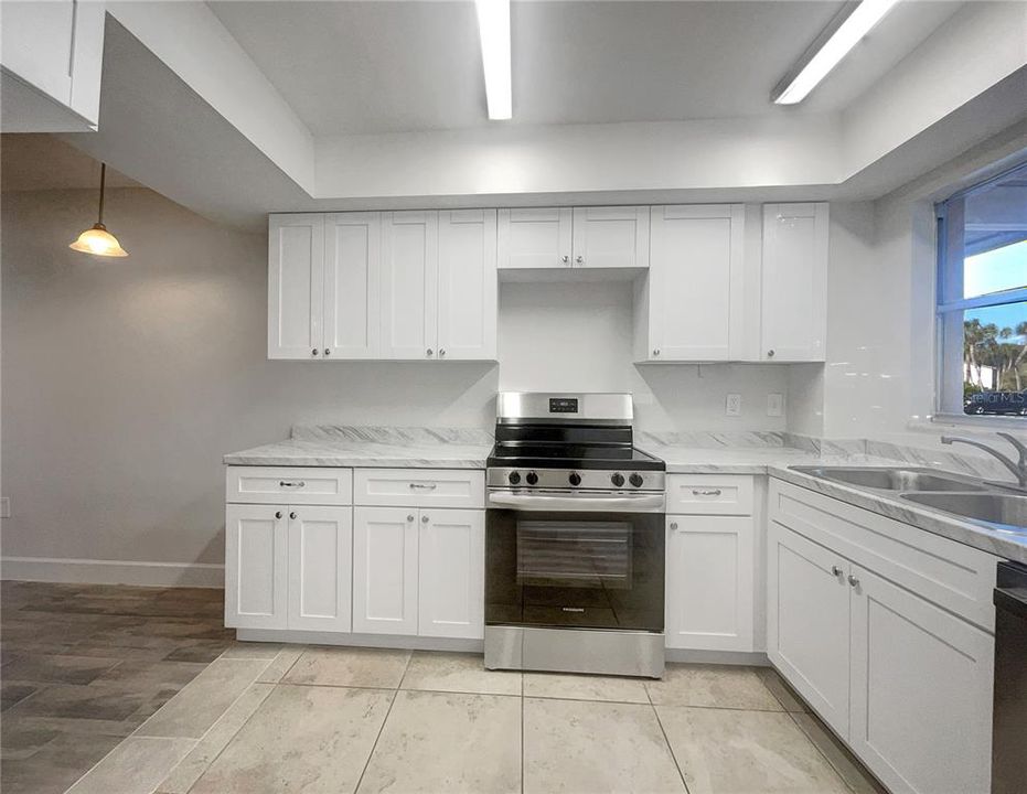 En Venta: $183,000 (2 camas, 2 baños, 1084 Pies cuadrados)