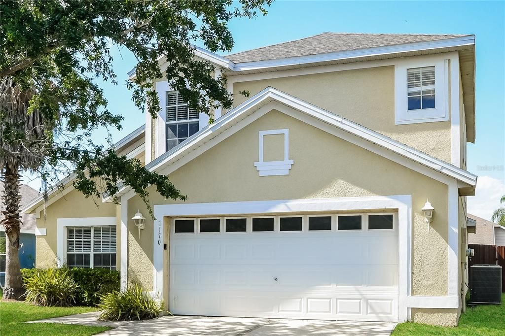 For Rent: $2,295 (4 beds, 2 baths, 2138 Square Feet)