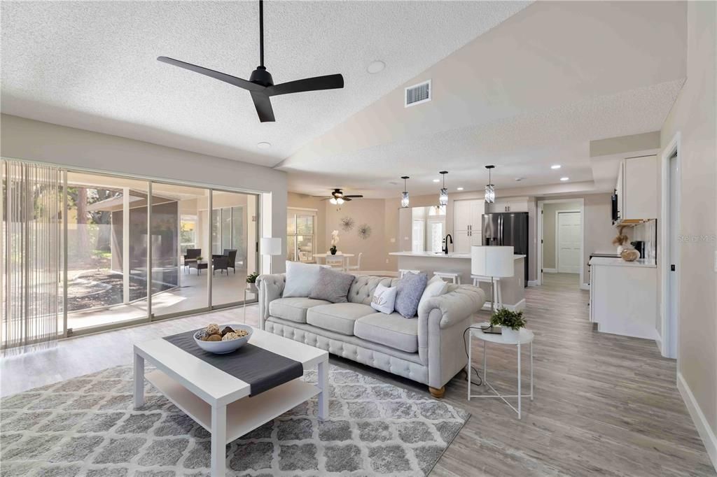 En Venta: $799,000 (4 camas, 2 baños, 3371 Pies cuadrados)