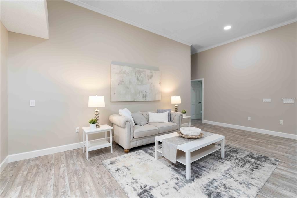 En Venta: $799,000 (4 camas, 2 baños, 3371 Pies cuadrados)