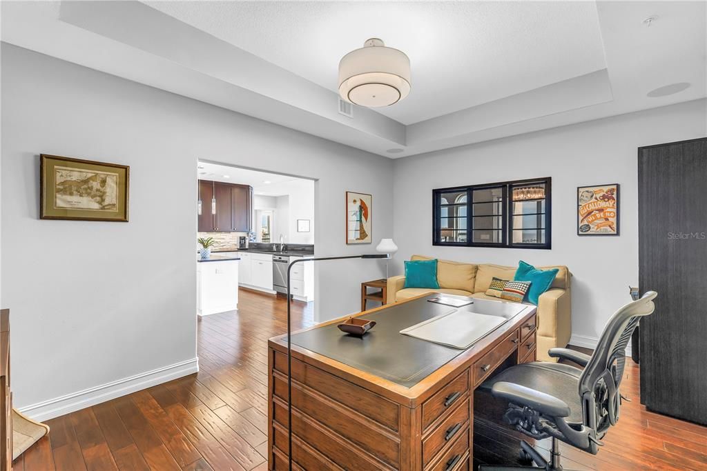 待售: $1,724,000 (3 贝兹, 2 浴室, 2600 平方英尺)