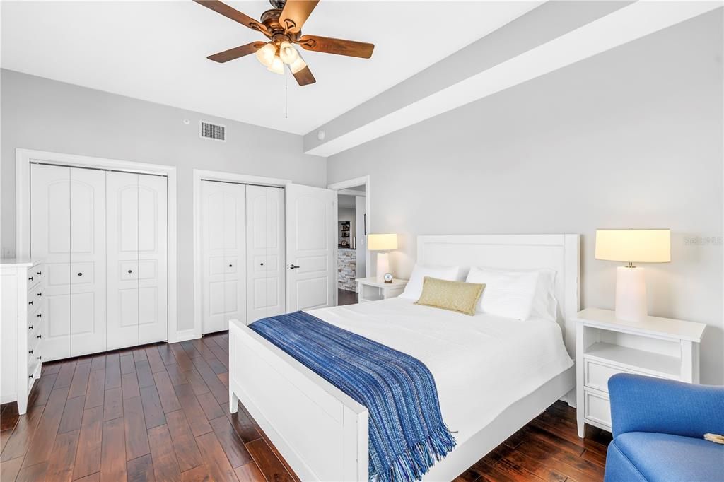 待售: $1,724,000 (3 贝兹, 2 浴室, 2600 平方英尺)