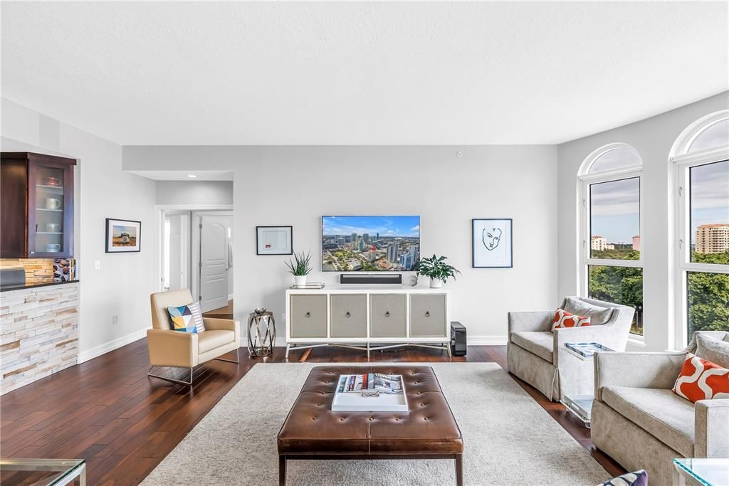 待售: $1,724,000 (3 贝兹, 2 浴室, 2600 平方英尺)