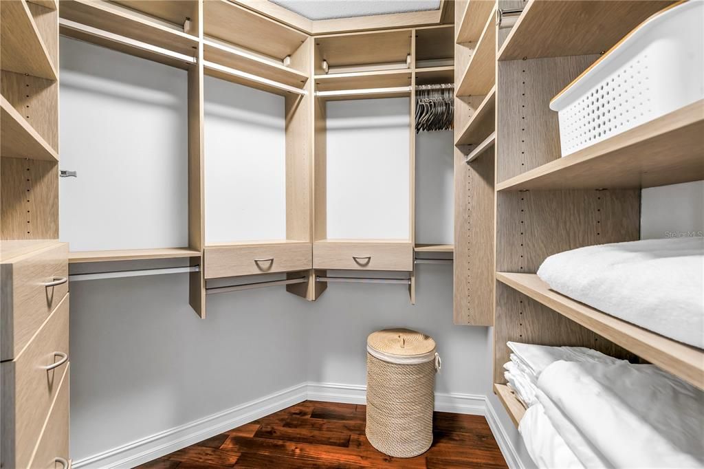 待售: $1,724,000 (3 贝兹, 2 浴室, 2600 平方英尺)