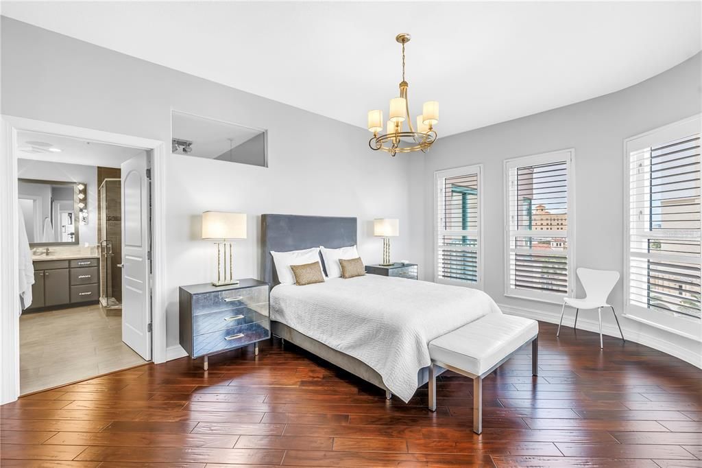 待售: $1,724,000 (3 贝兹, 2 浴室, 2600 平方英尺)