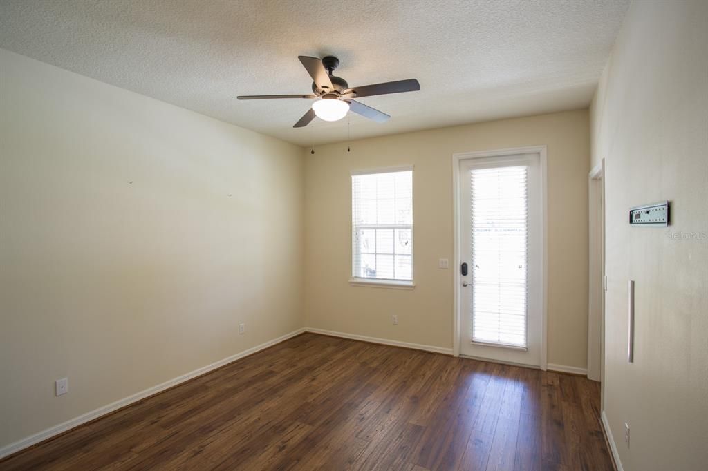 Active With Contract: $2,700 (4 beds, 3 baths, 1813 Square Feet)