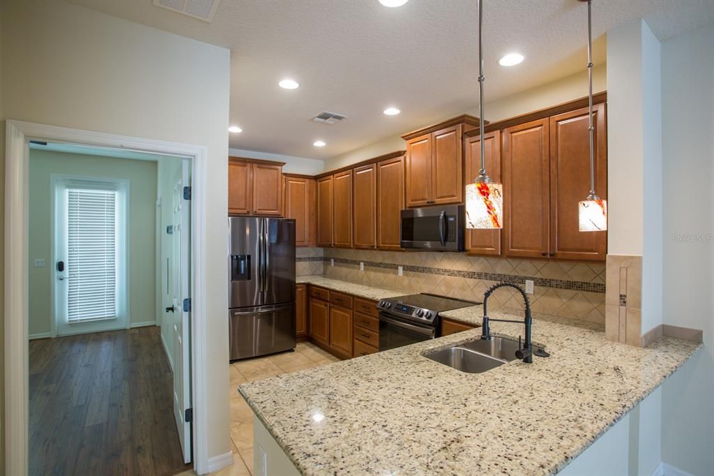 Active With Contract: $2,700 (4 beds, 3 baths, 1813 Square Feet)