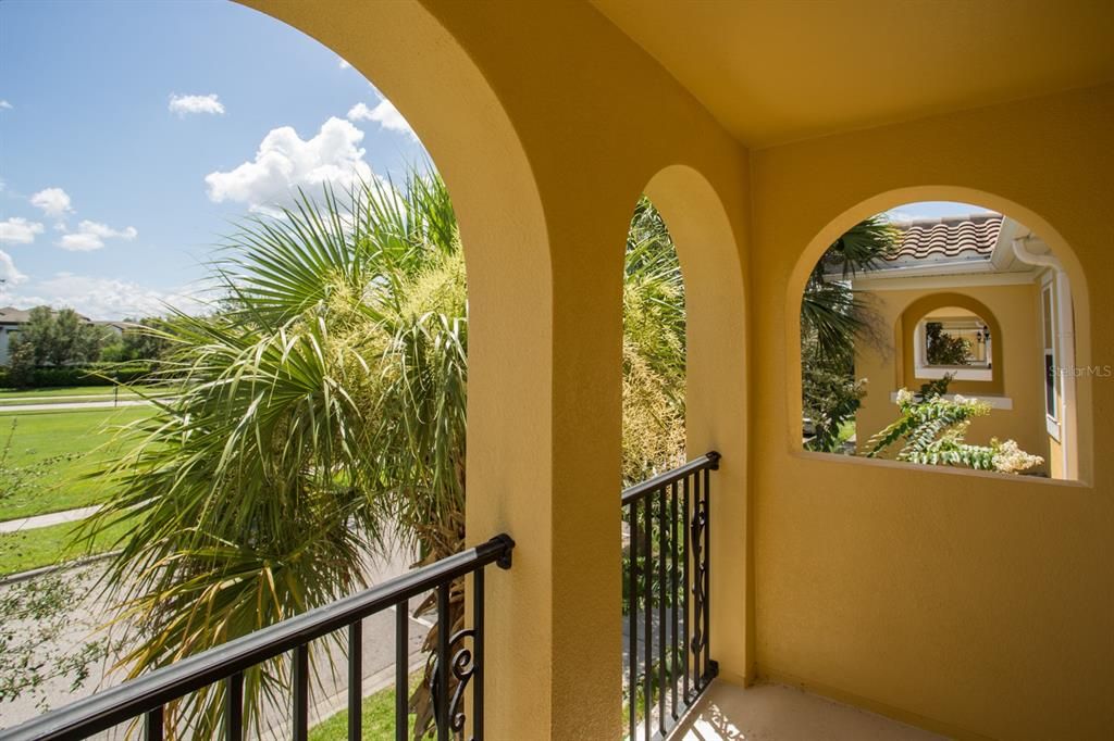 Active With Contract: $2,700 (4 beds, 3 baths, 1813 Square Feet)