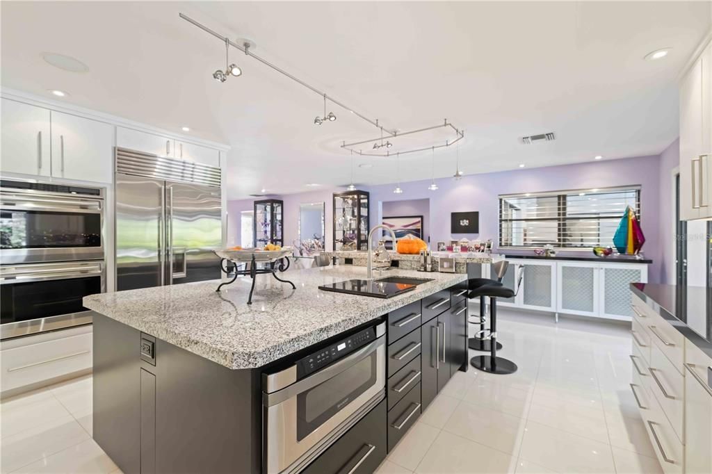 For Sale: $1,050,000 (3 beds, 3 baths, 3060 Square Feet)