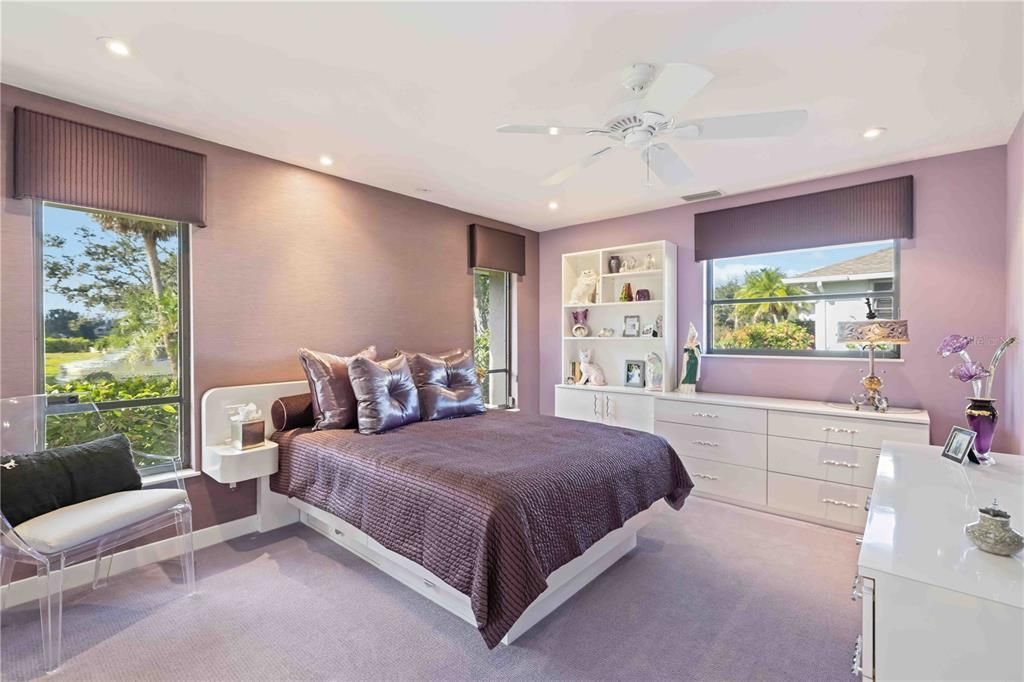 For Sale: $1,050,000 (3 beds, 3 baths, 3060 Square Feet)