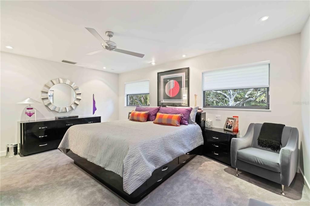 For Sale: $1,050,000 (3 beds, 3 baths, 3060 Square Feet)