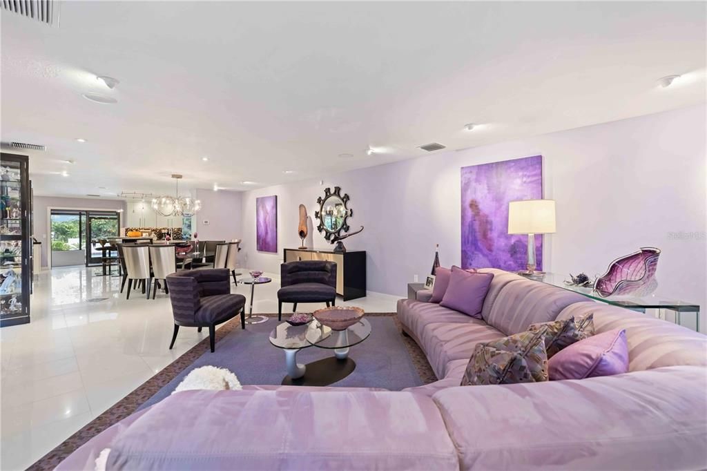 For Sale: $1,050,000 (3 beds, 3 baths, 3060 Square Feet)