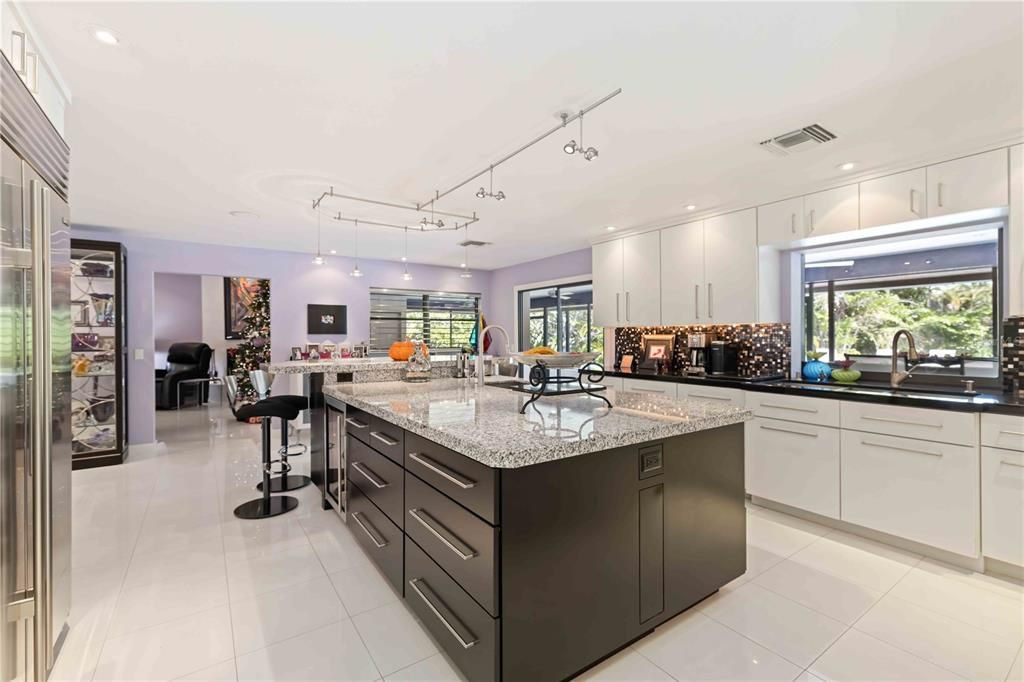 For Sale: $1,050,000 (3 beds, 3 baths, 3060 Square Feet)