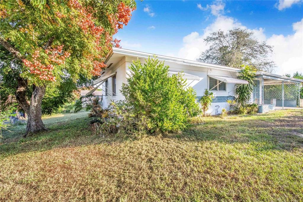 Active With Contract: $215,000 (4 beds, 2 baths, 1492 Square Feet)