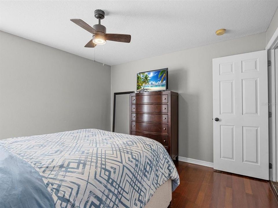 Active With Contract: $470,000 (3 beds, 2 baths, 1738 Square Feet)