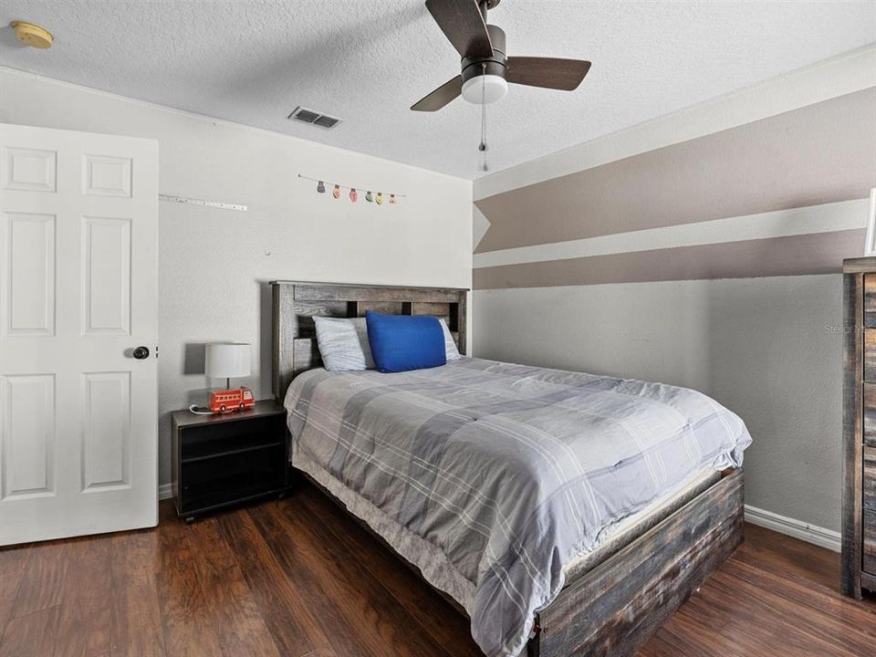 Active With Contract: $470,000 (3 beds, 2 baths, 1738 Square Feet)