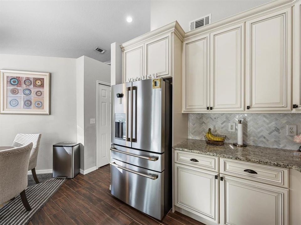 Active With Contract: $470,000 (3 beds, 2 baths, 1738 Square Feet)