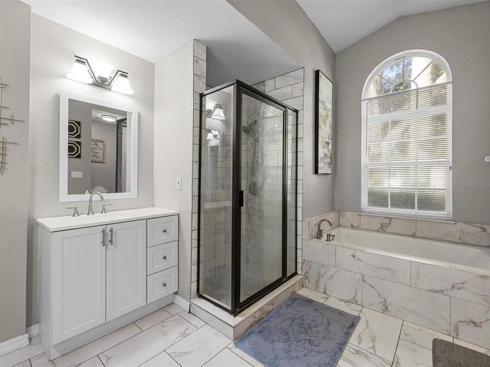 Active With Contract: $470,000 (3 beds, 2 baths, 1738 Square Feet)