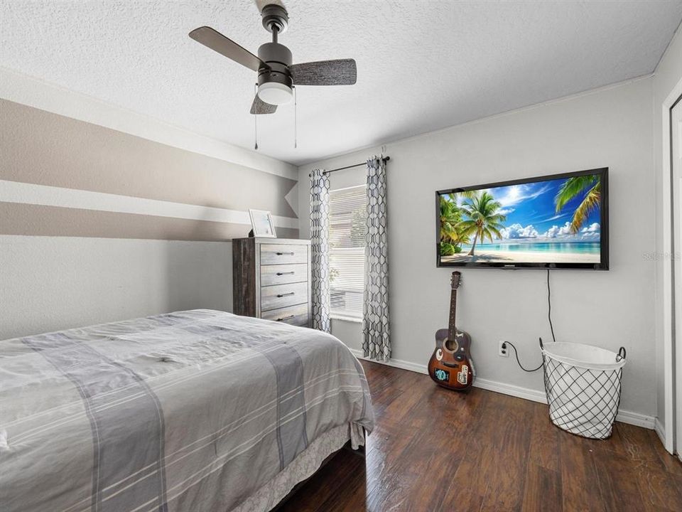 Active With Contract: $470,000 (3 beds, 2 baths, 1738 Square Feet)