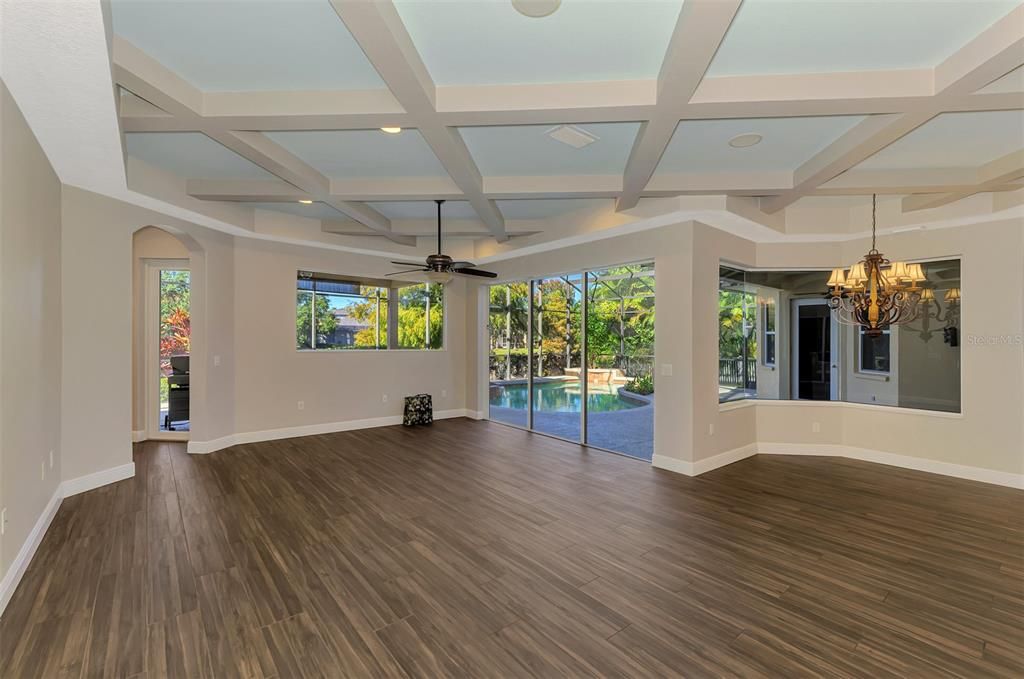 待售: $939,000 (5 贝兹, 4 浴室, 3860 平方英尺)