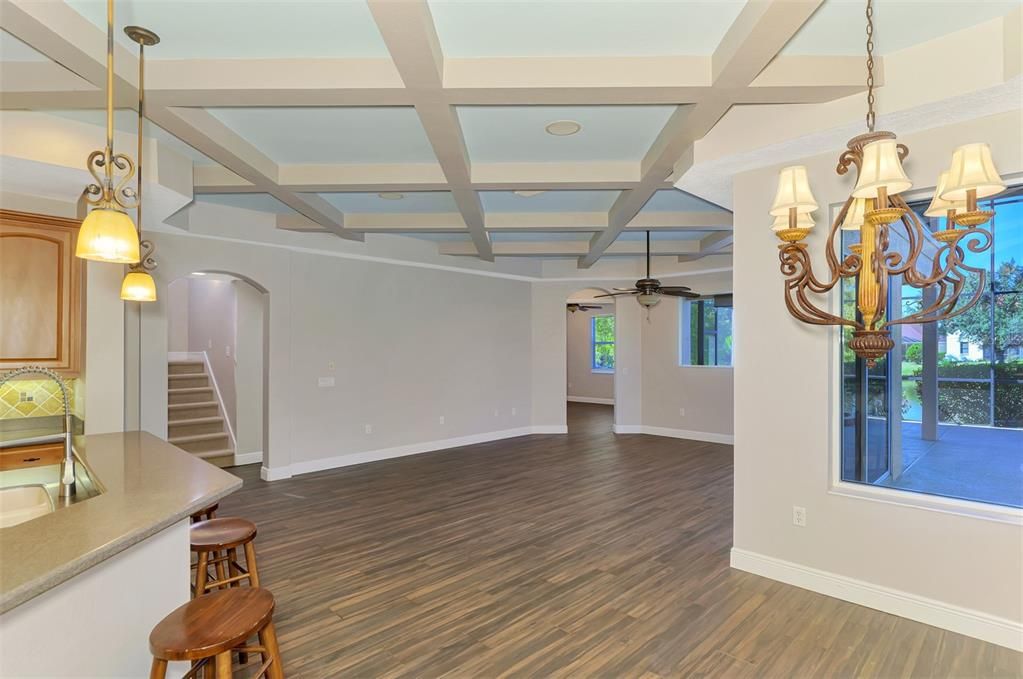 待售: $939,000 (5 贝兹, 4 浴室, 3860 平方英尺)