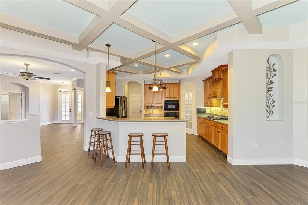 待售: $939,000 (5 贝兹, 4 浴室, 3860 平方英尺)