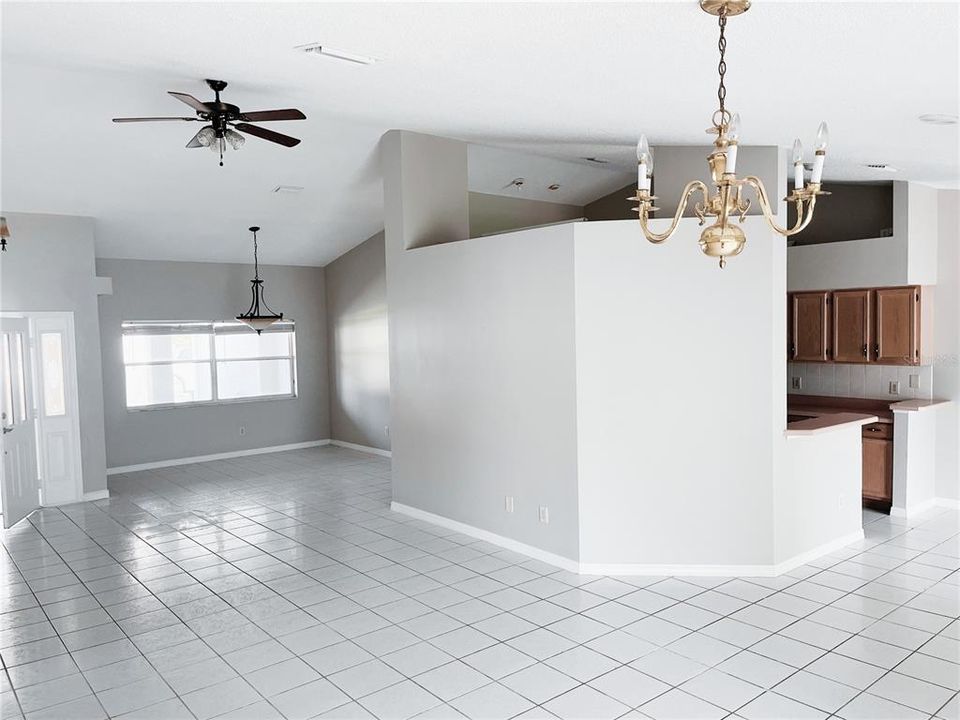 For Rent: $2,400 (3 beds, 2 baths, 2128 Square Feet)