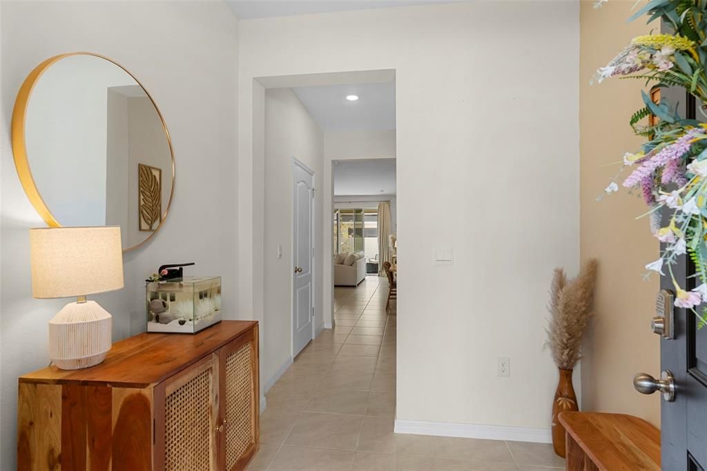 На продажу: $299,000 (3 спален, 2 ванн, 1660 Квадратных фут)