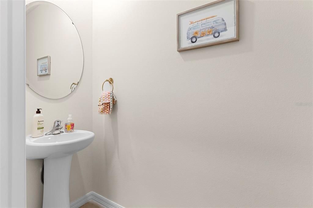 На продажу: $299,000 (3 спален, 2 ванн, 1660 Квадратных фут)