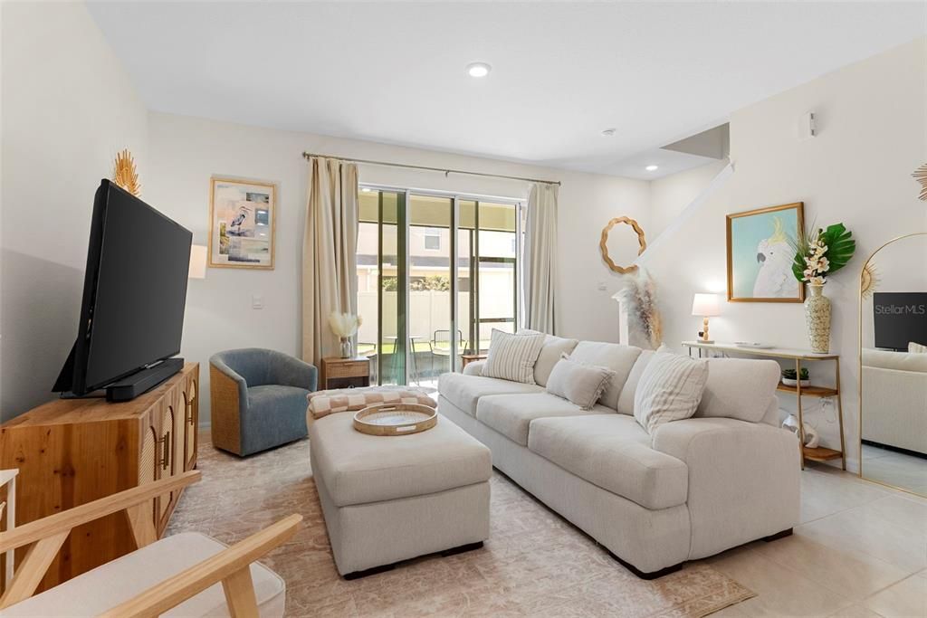 На продажу: $299,000 (3 спален, 2 ванн, 1660 Квадратных фут)