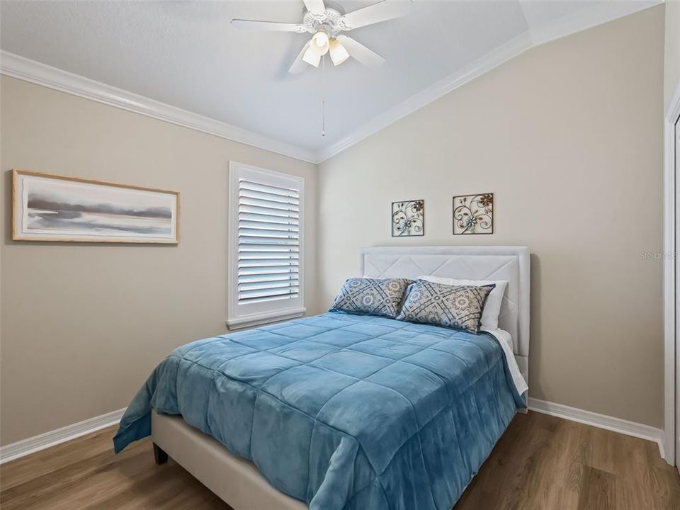 合同活跃: $425,000 (3 贝兹, 2 浴室, 1611 平方英尺)