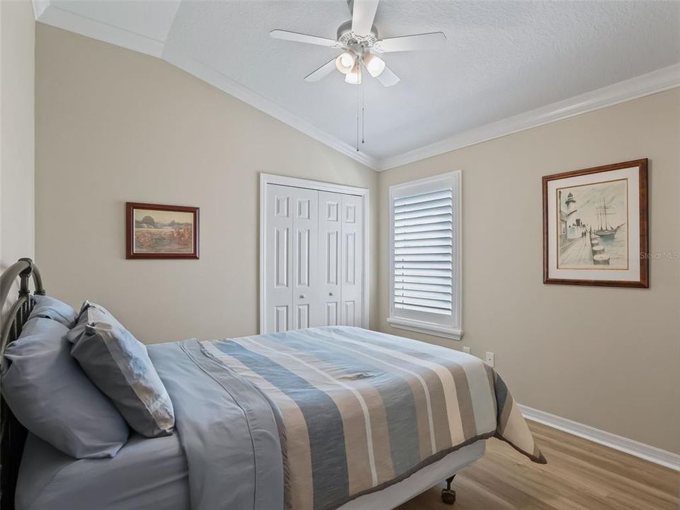 合同活跃: $425,000 (3 贝兹, 2 浴室, 1611 平方英尺)