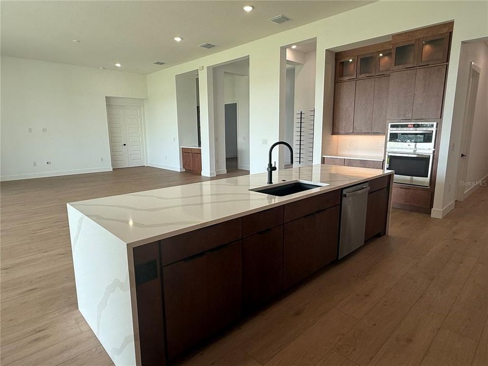 For Sale: $1,106,842 (4 beds, 4 baths, 3495 Square Feet)