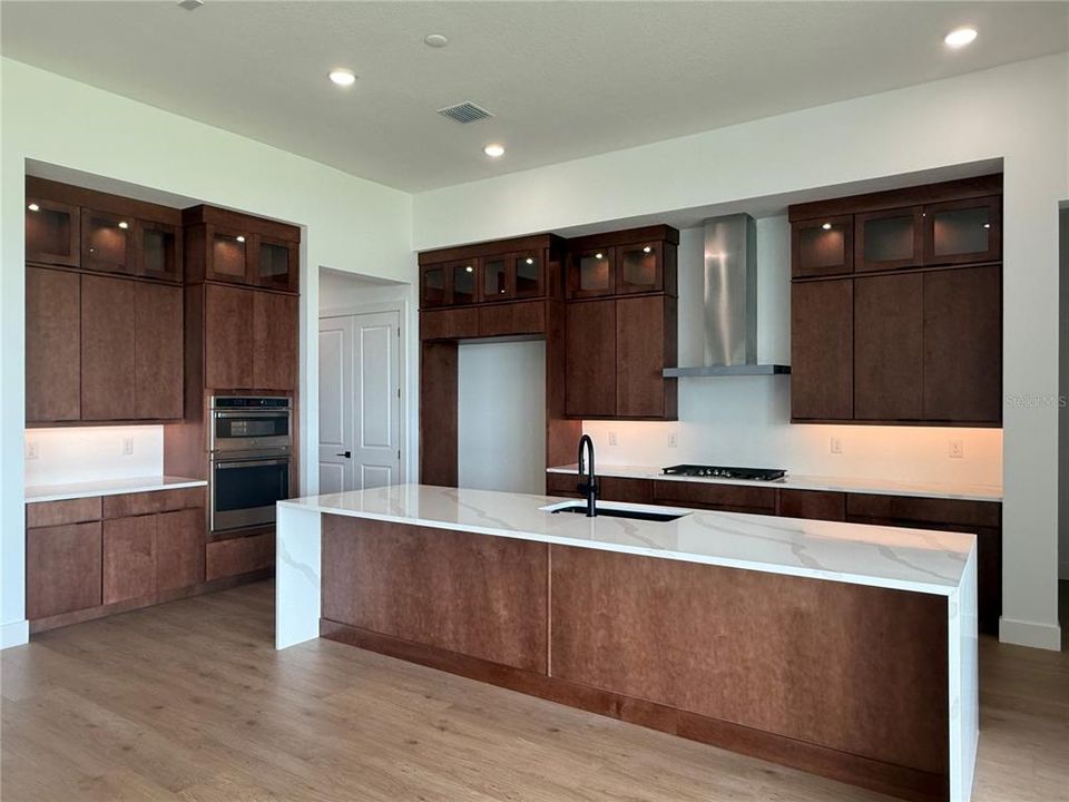 For Sale: $1,106,842 (4 beds, 4 baths, 3495 Square Feet)