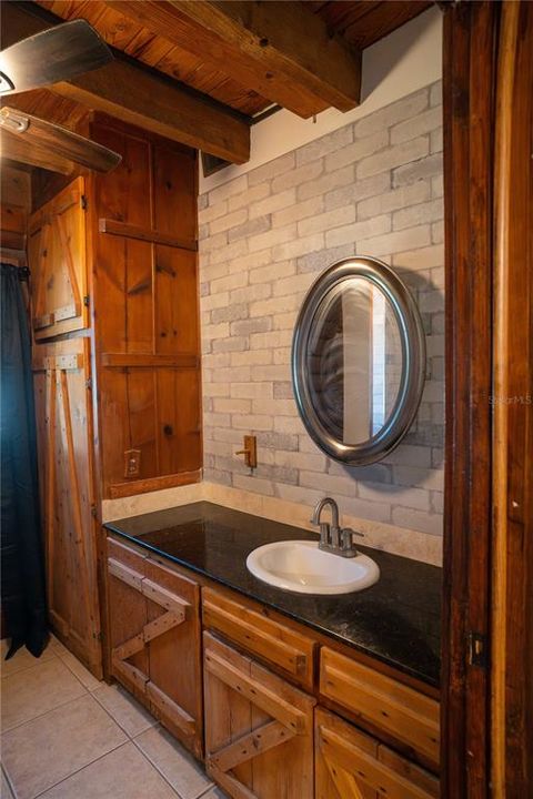 For Sale: $430,000 (3 beds, 2 baths, 2309 Square Feet)