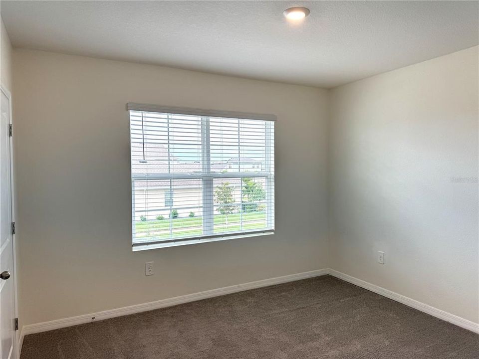 For Rent: $3,300 (5 beds, 3 baths, 2631 Square Feet)