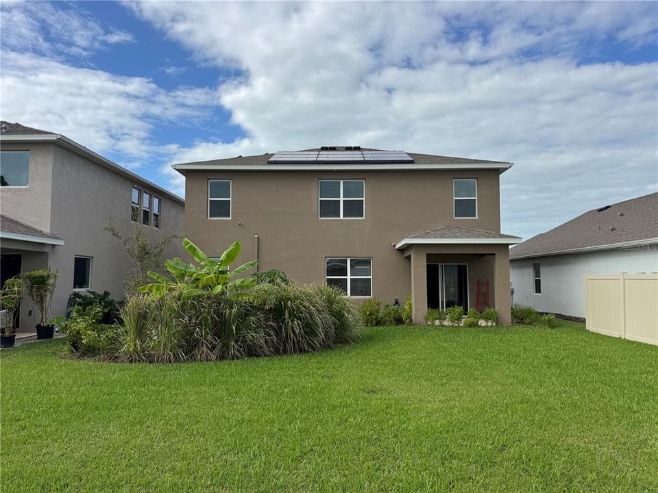 For Rent: $3,300 (5 beds, 3 baths, 2631 Square Feet)