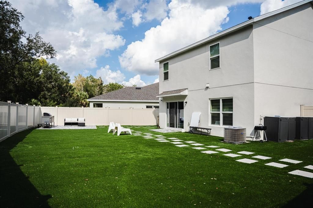 出租: $2,795 (4 贝兹, 3 浴室, 2178 平方英尺)