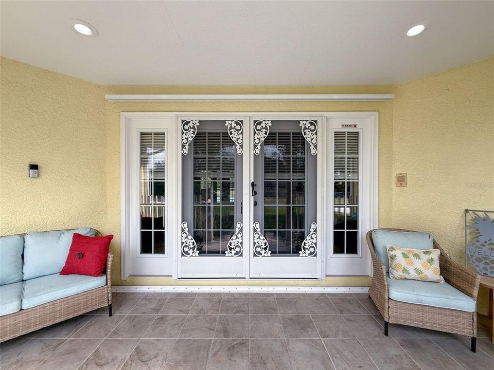 For Sale: $380,000 (3 beds, 2 baths, 1614 Square Feet)