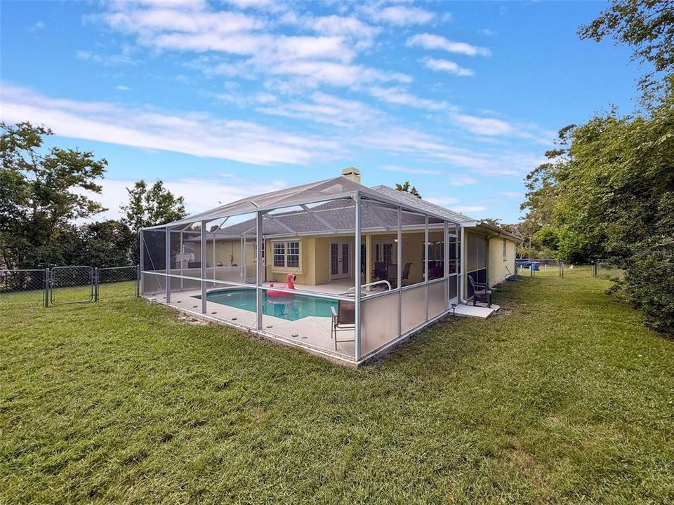 For Sale: $380,000 (3 beds, 2 baths, 1614 Square Feet)