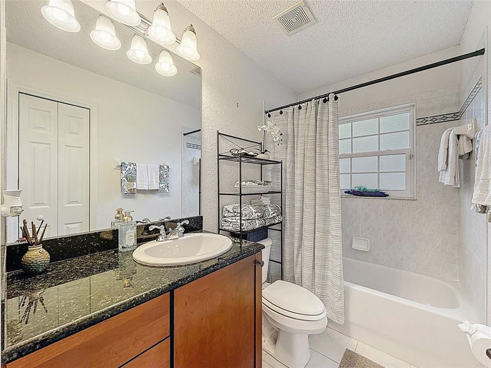 For Sale: $380,000 (3 beds, 2 baths, 1614 Square Feet)