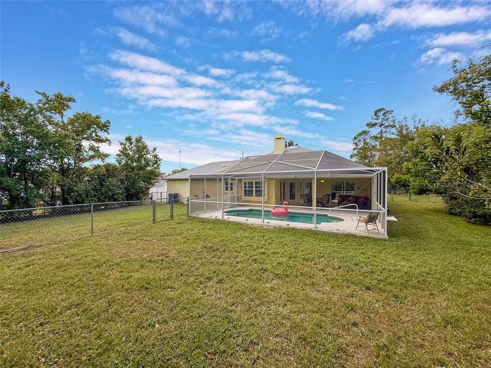 For Sale: $380,000 (3 beds, 2 baths, 1614 Square Feet)