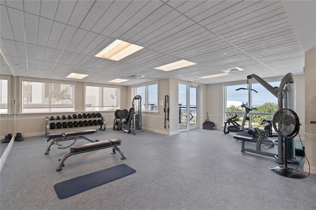 For Sale: $675,000 (2 beds, 2 baths, 1458 Square Feet)