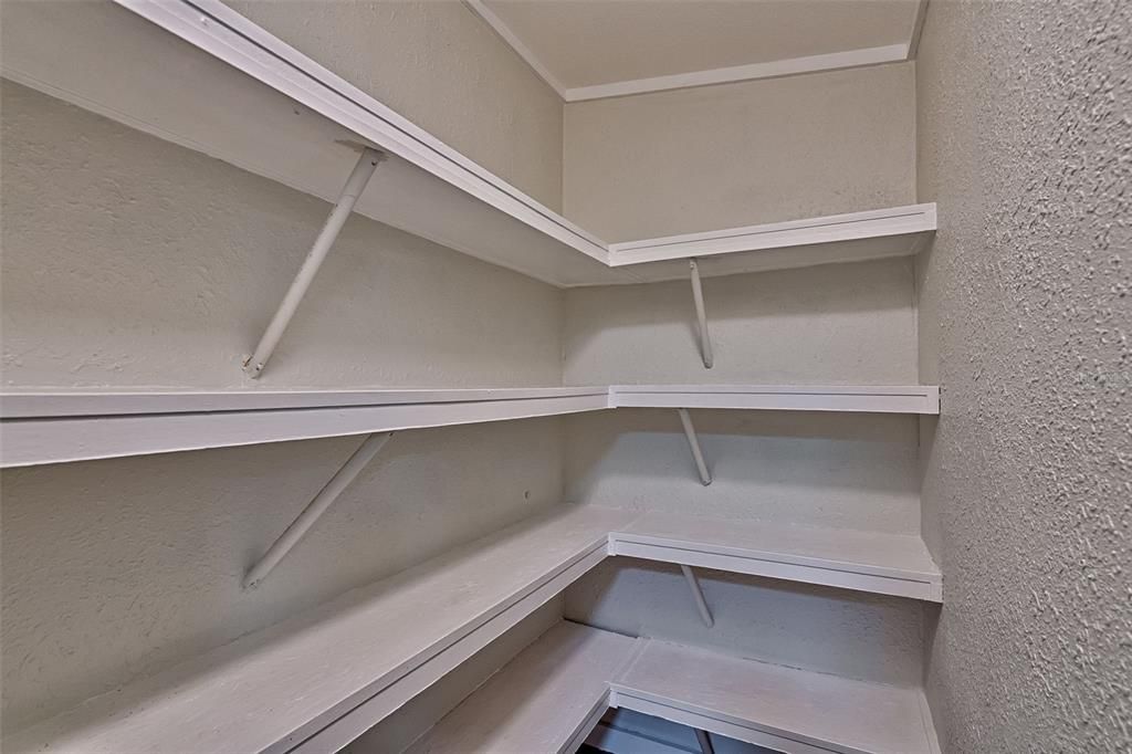 待售: $329,000 (3 贝兹, 2 浴室, 1890 平方英尺)