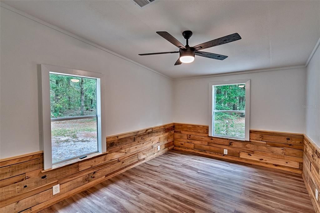 待售: $329,000 (3 贝兹, 2 浴室, 1890 平方英尺)