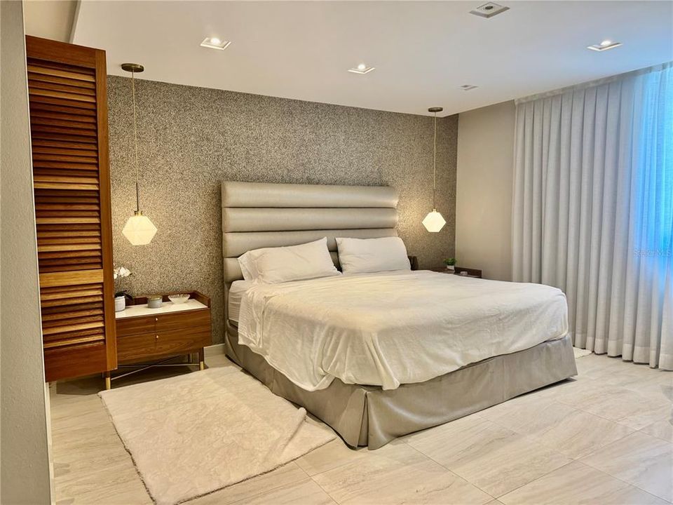 На продажу: $1,569,000 (4 спален, 3 ванн, 2700 Квадратных фут)