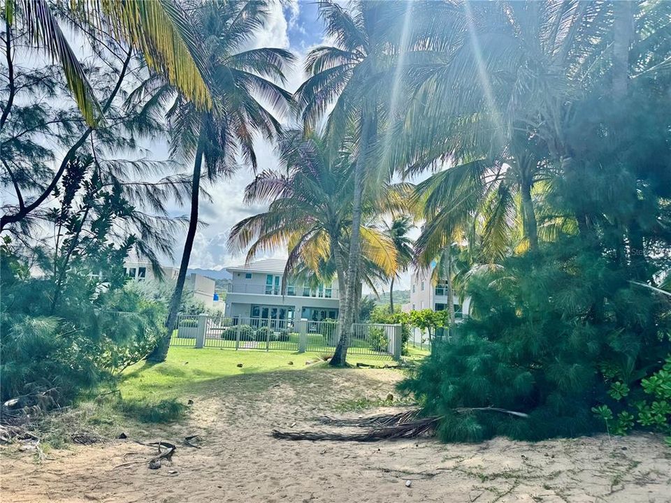 На продажу: $1,569,000 (4 спален, 3 ванн, 2700 Квадратных фут)