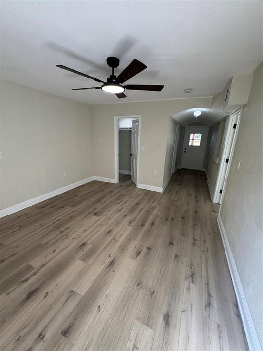 待售: $365,000 (3 贝兹, 2 浴室, 1318 平方英尺)