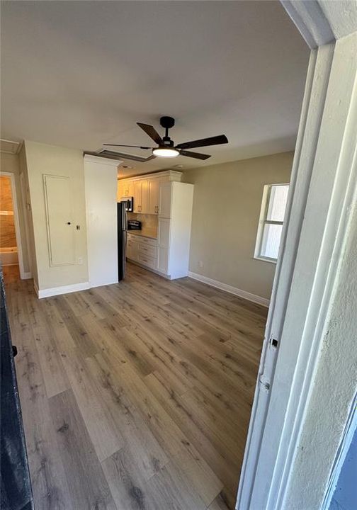 待售: $365,000 (3 贝兹, 2 浴室, 1318 平方英尺)