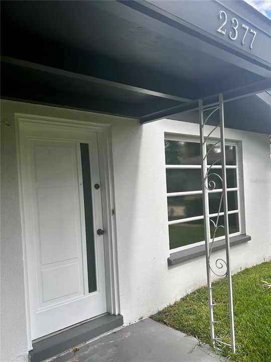 出租: $3,000 (2 贝兹, 2 浴室, 997 平方英尺)